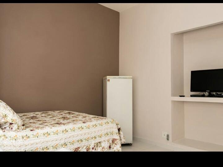 Pequeno E Aconchegante Meia Quadra Da Praia Apartment Guaruja Exterior photo